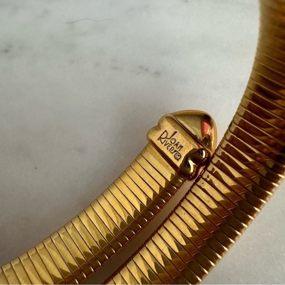 Gold Tone Bypass Bracelet Ribbed Adjustable Bangle Shiny Retro Disco Joan Rivers - Picture 2 of 4